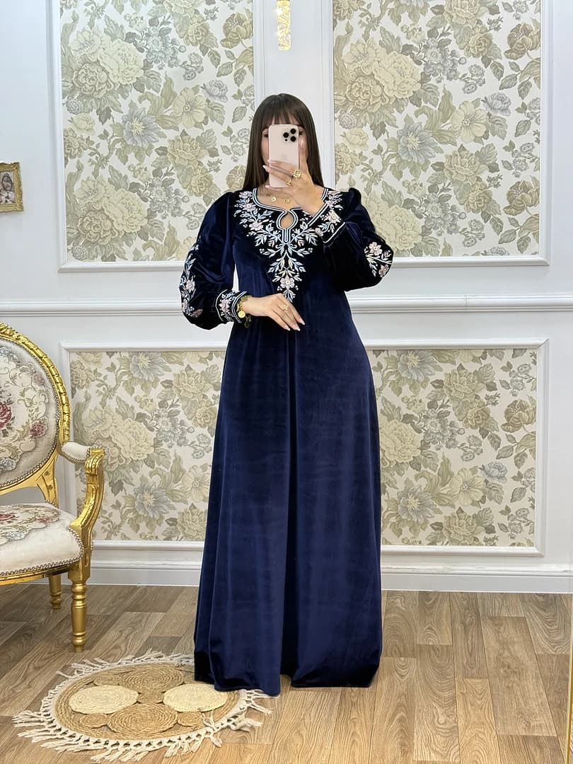 غوب لورا — Laura
